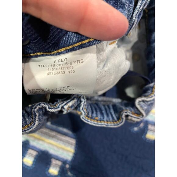 Levi's Girls GIrlfriend Shorty Shorts Medium Wash Sz 6 regular - Picture 5 of 8